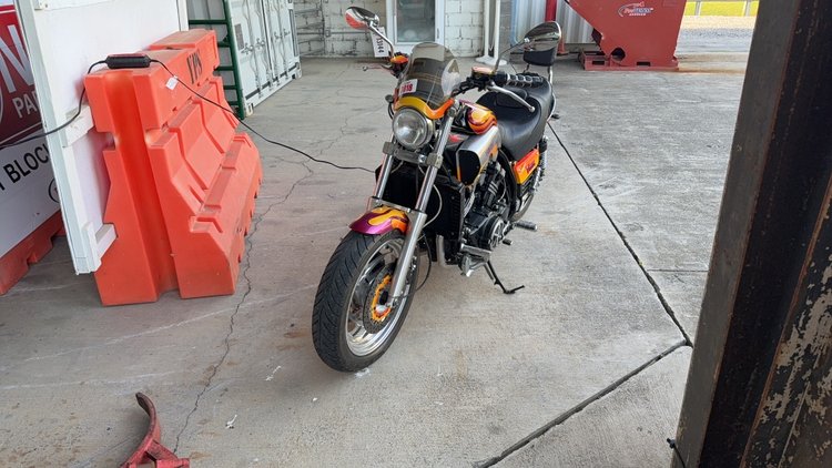 Image for 2000 YAMAHA VMX MOTOR CYLCE