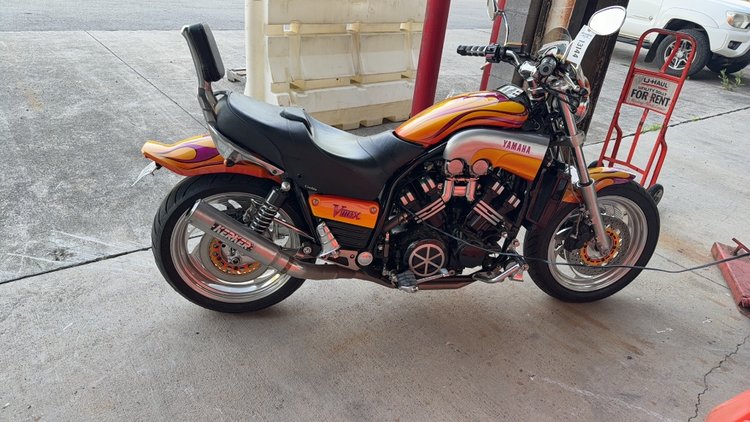 Image for 2000 YAMAHA VMX MOTOR CYLCE