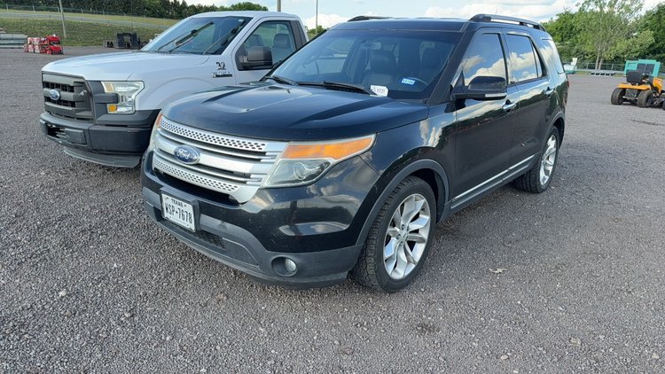 Image for FORD EXPLORER SUV