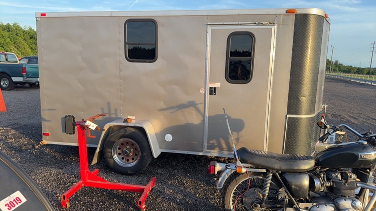 Image for 2011 ARISING 12' ENCLOSED TRAILER