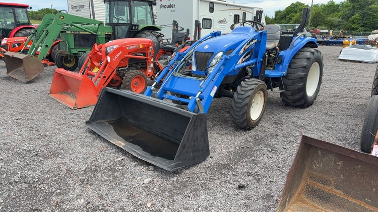 Image for NEW HOLLAND TC40A TRACTOR