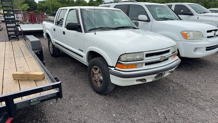 Image for 2002 CHEVY S10 PICKUP TRUCK