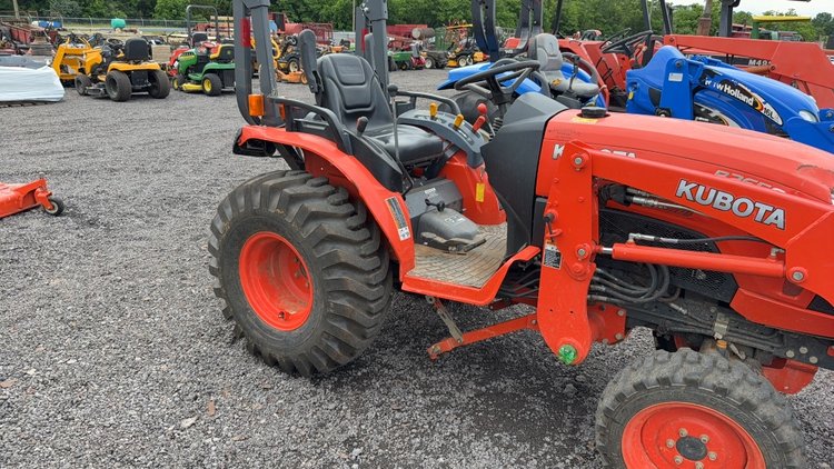 Image for KUBOTA B2650 TRACTOR