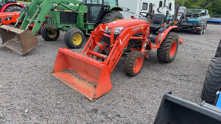 Image for KUBOTA B2650 TRACTOR