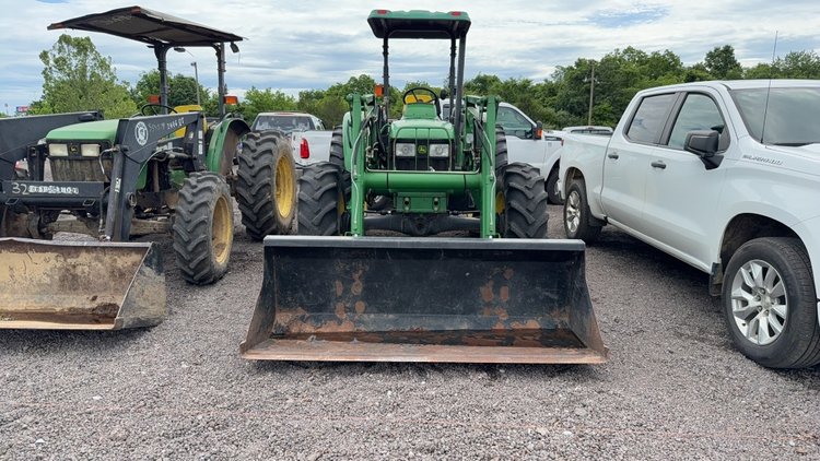 Image for JOHN DEERE 5520 TRACTOR