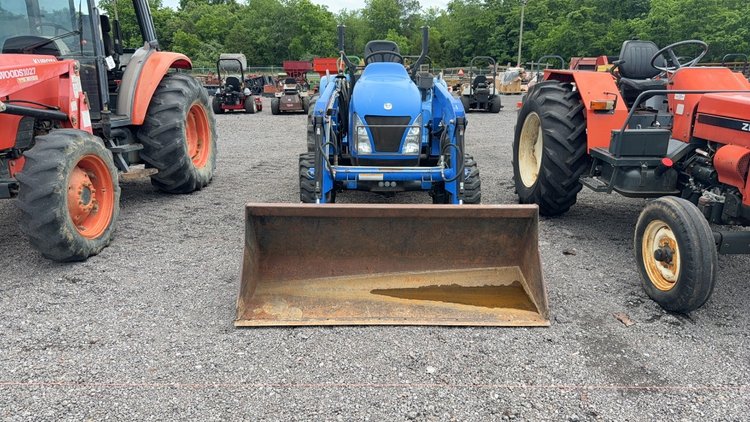 Image for NEW HOLLAND TC35A TRACTOR