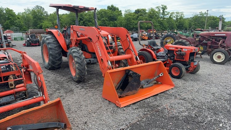 Image for KUBOTA M8540 TRACTOR