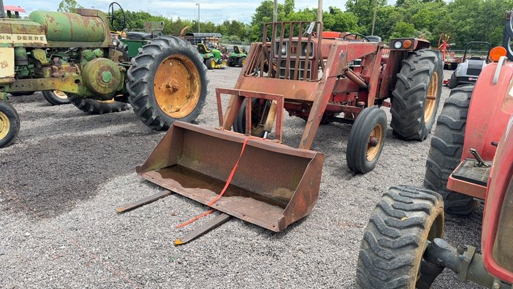 Image for INTERNATIONAL 684 TRACTOR