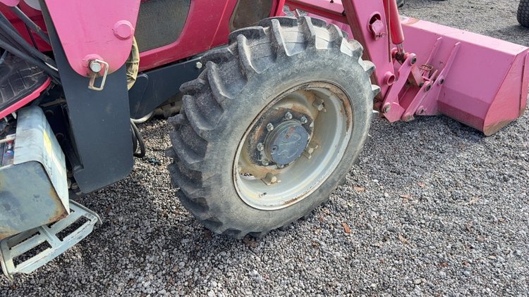 Image for MAHINDRA 7520 TRACTOR