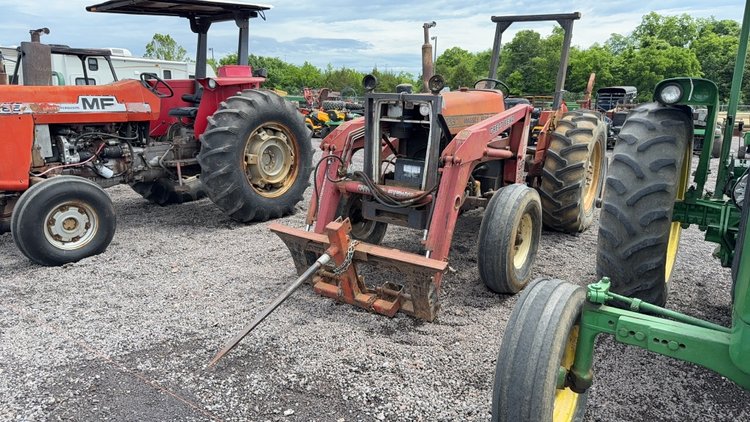 Image for MASSEY FERGUSON 261 TRACTOR