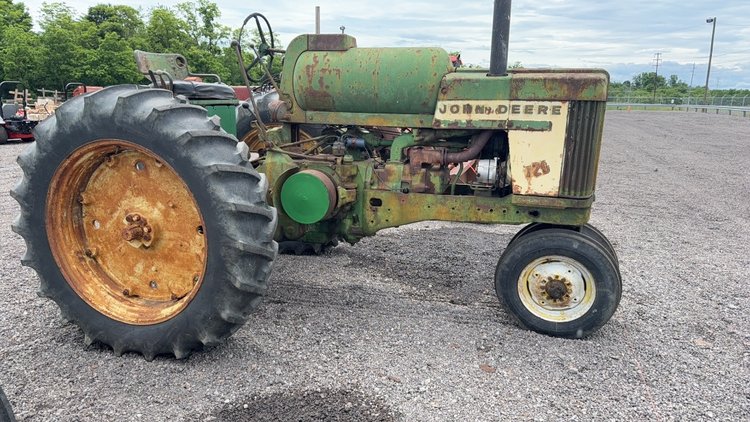 Image for JOHN DEERE 720 TRACTOR