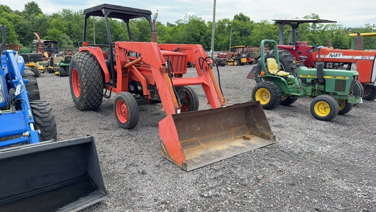 Image for KUBOTA M4950 TRACTOR