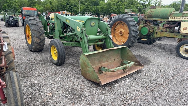 Image for JOHN DEERE 2020 TRACTOR