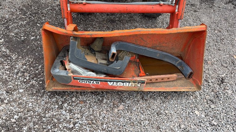 Image for KUBOTA B7500 TRACTOR