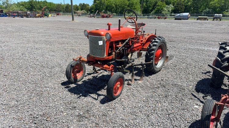 Image for FARMALL CUB TRACTOR