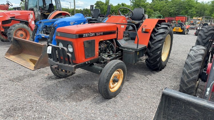 Image for ZETOR 5211 TRACTOR