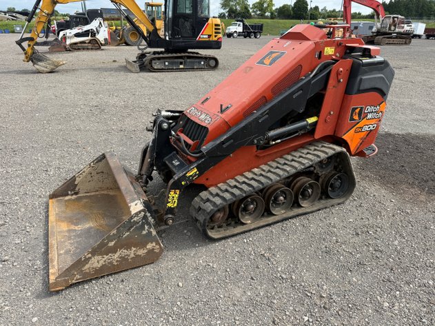 Image for DITCHWITCH SK 800 TRACK DINGO