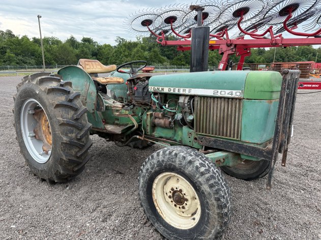 Image for JOHN DEERE 2040 TRACTOR