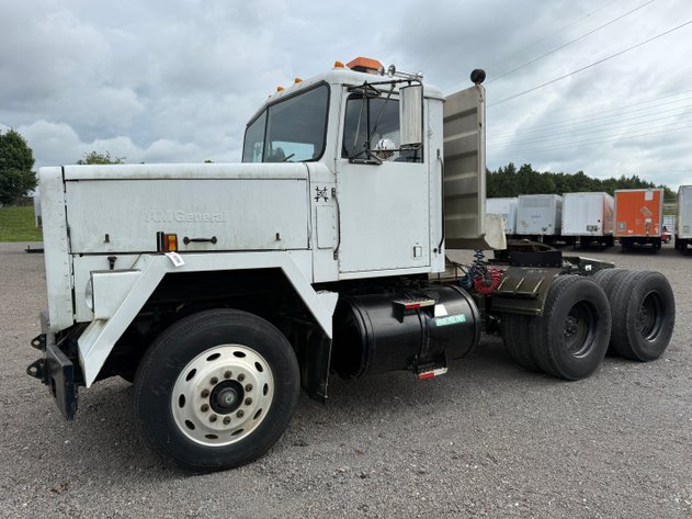 Image for 1984 AM GENERAL TANDEM AXLE ROAD TRACTOR