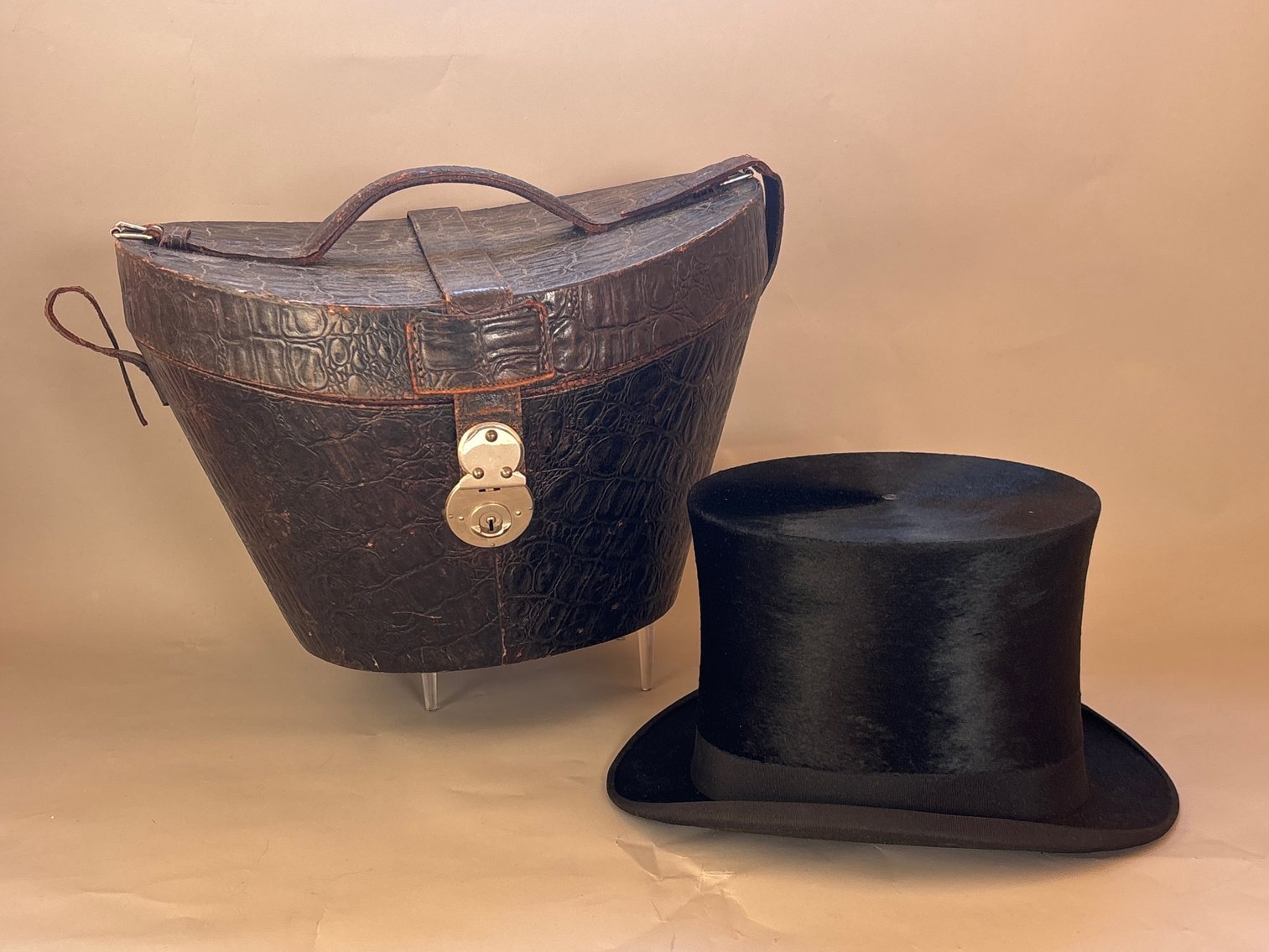 Image for Warwick on the James, textiles and treasures