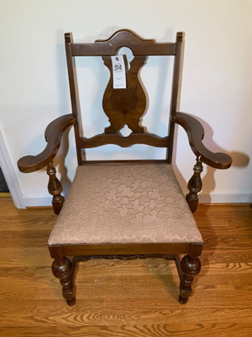 Image for VINTAGE DINING AND BEDROOM FURNITURE - ONLINE ONLY