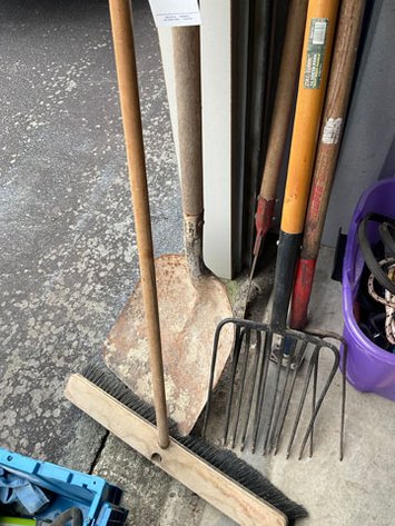 Image for Shelton Barefoot Estate (Deceased) Online Personal Property Auction!