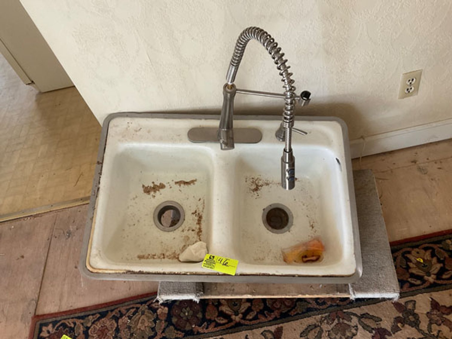 Image for Tomlinson Personal Property Online Only!