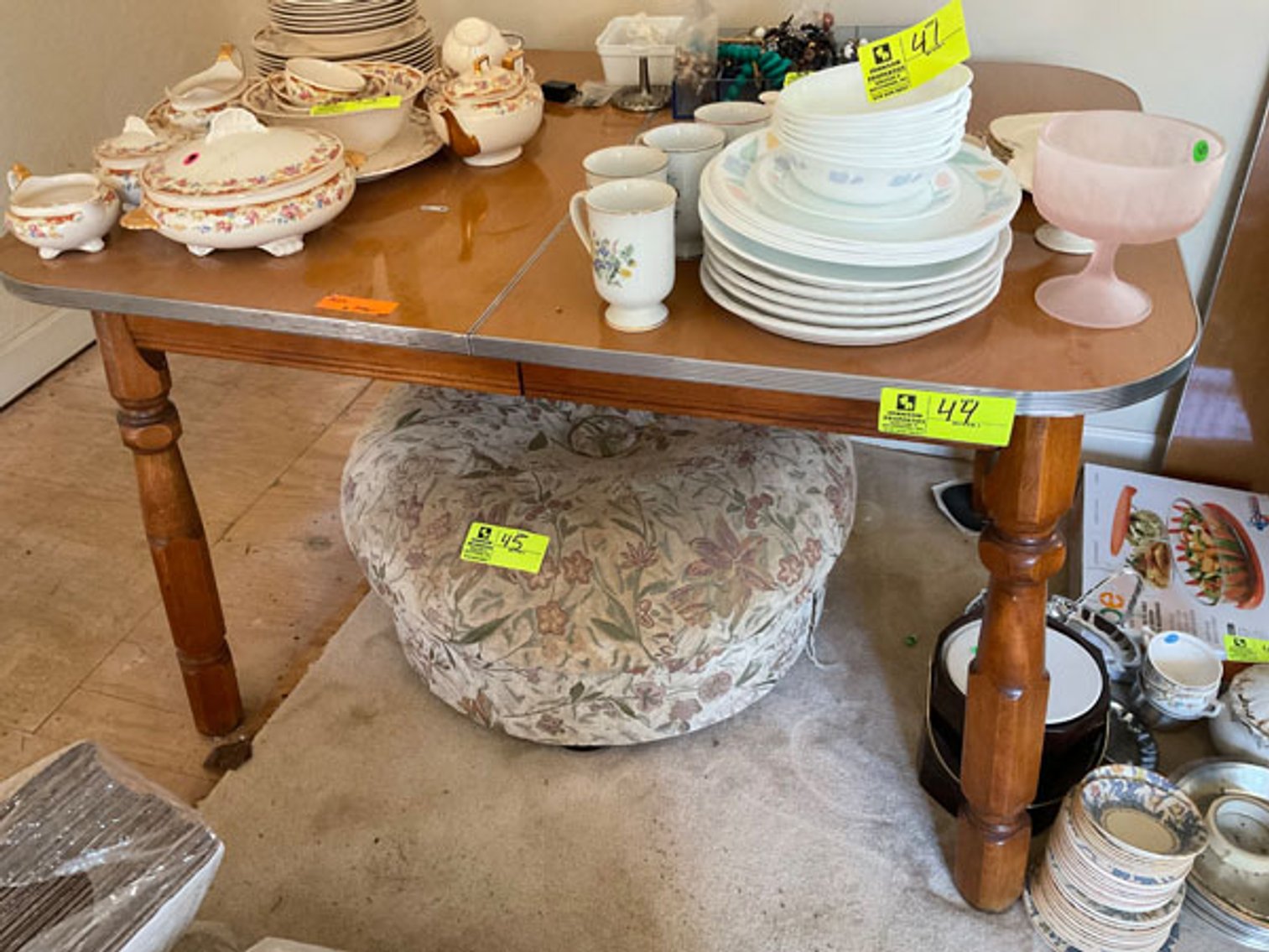 Image for Tomlinson Personal Property Online Only!