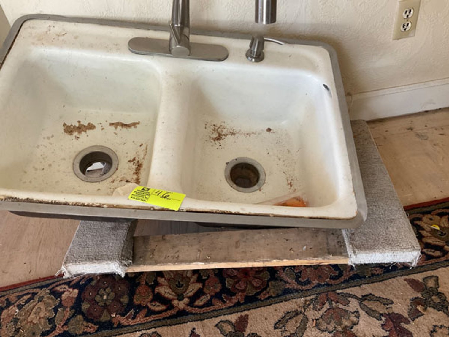 Image for Tomlinson Personal Property Online Only!