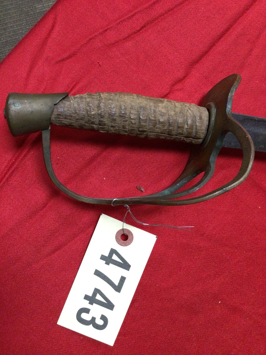 Image for Large Firearms and Memorabilia Auction