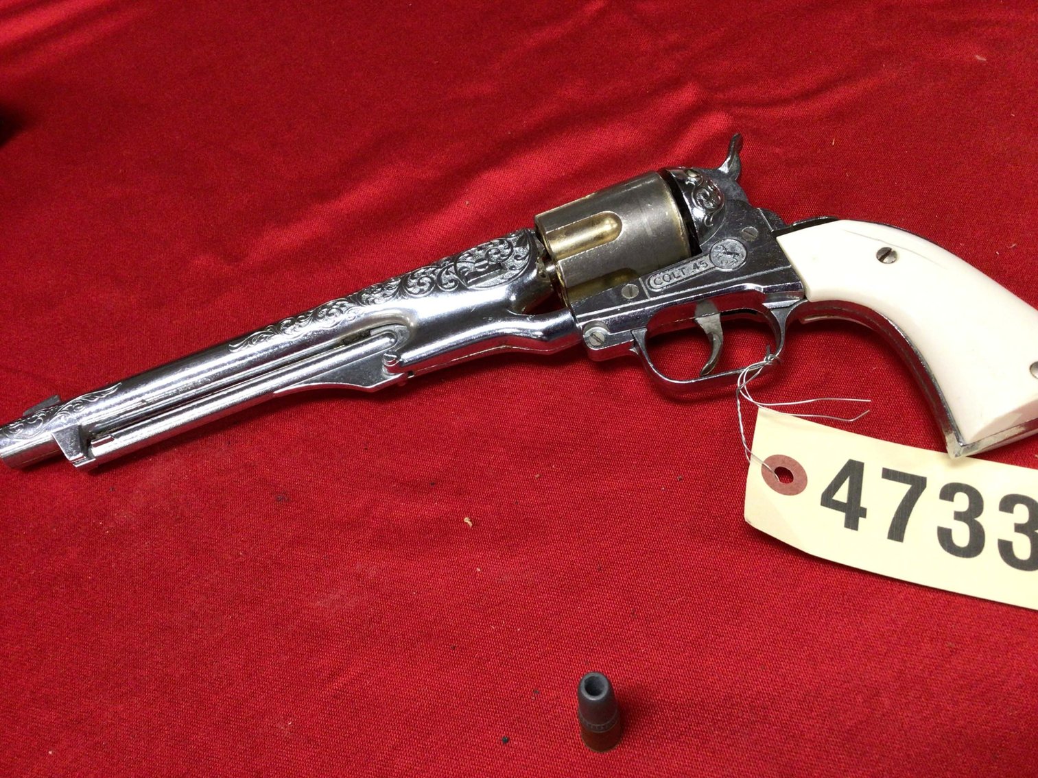 Image for Large Firearms and Memorabilia Auction