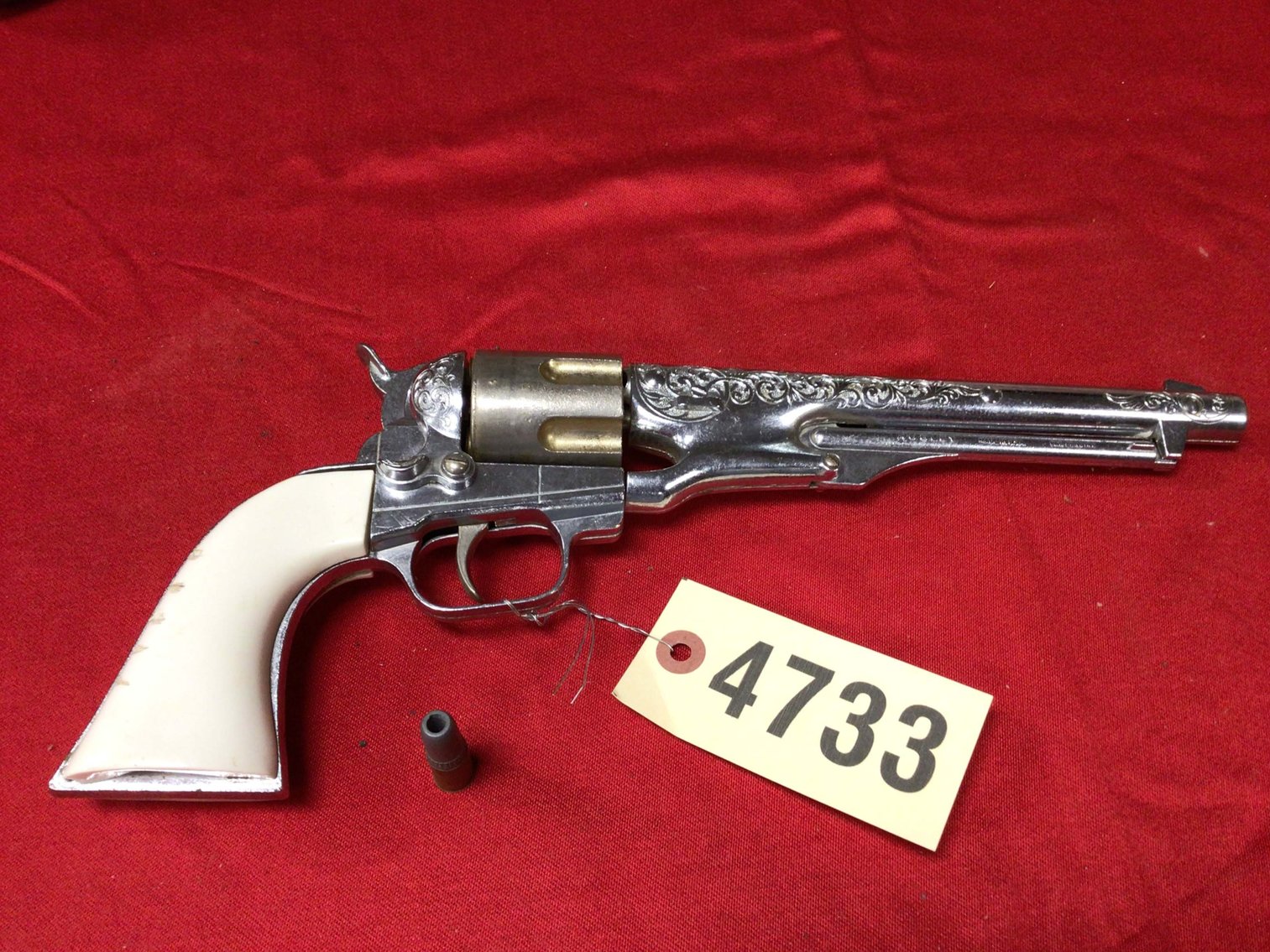 Image for Large Firearms and Memorabilia Auction