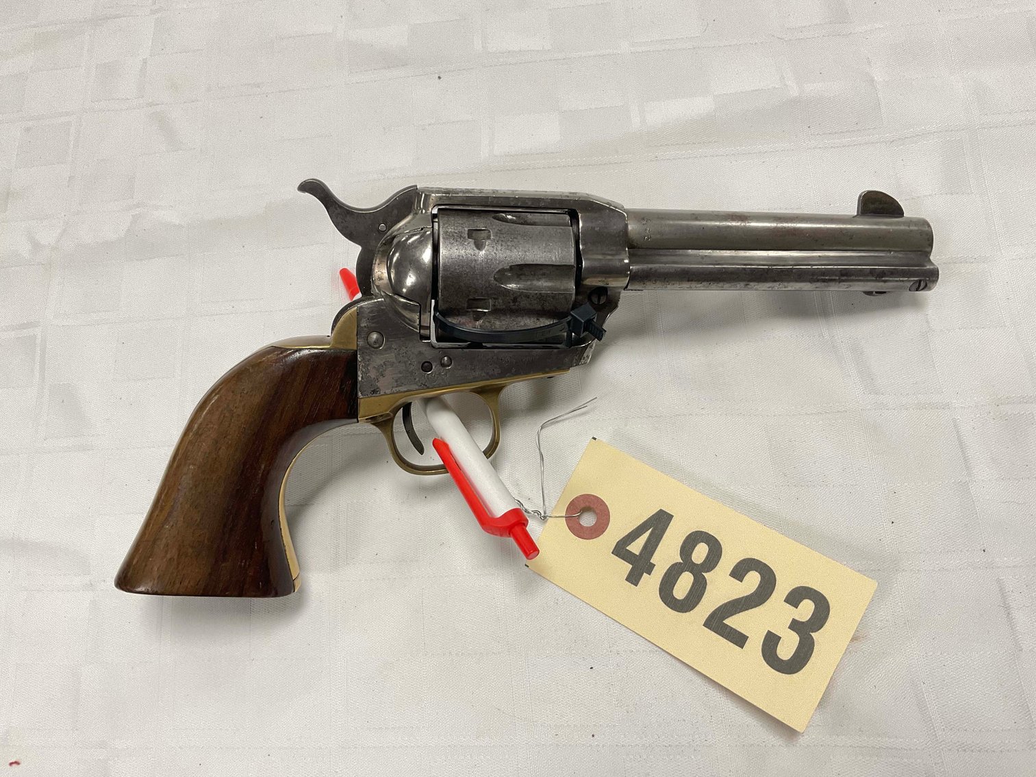 Image for Large Firearms and Memorabilia Auction