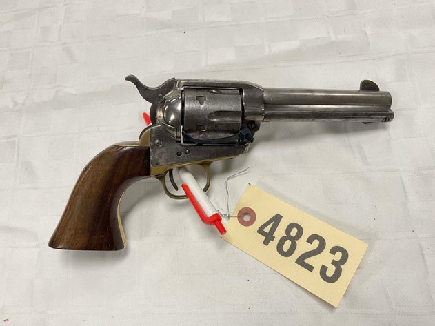 Image for Large Firearms and Memorabilia Auction