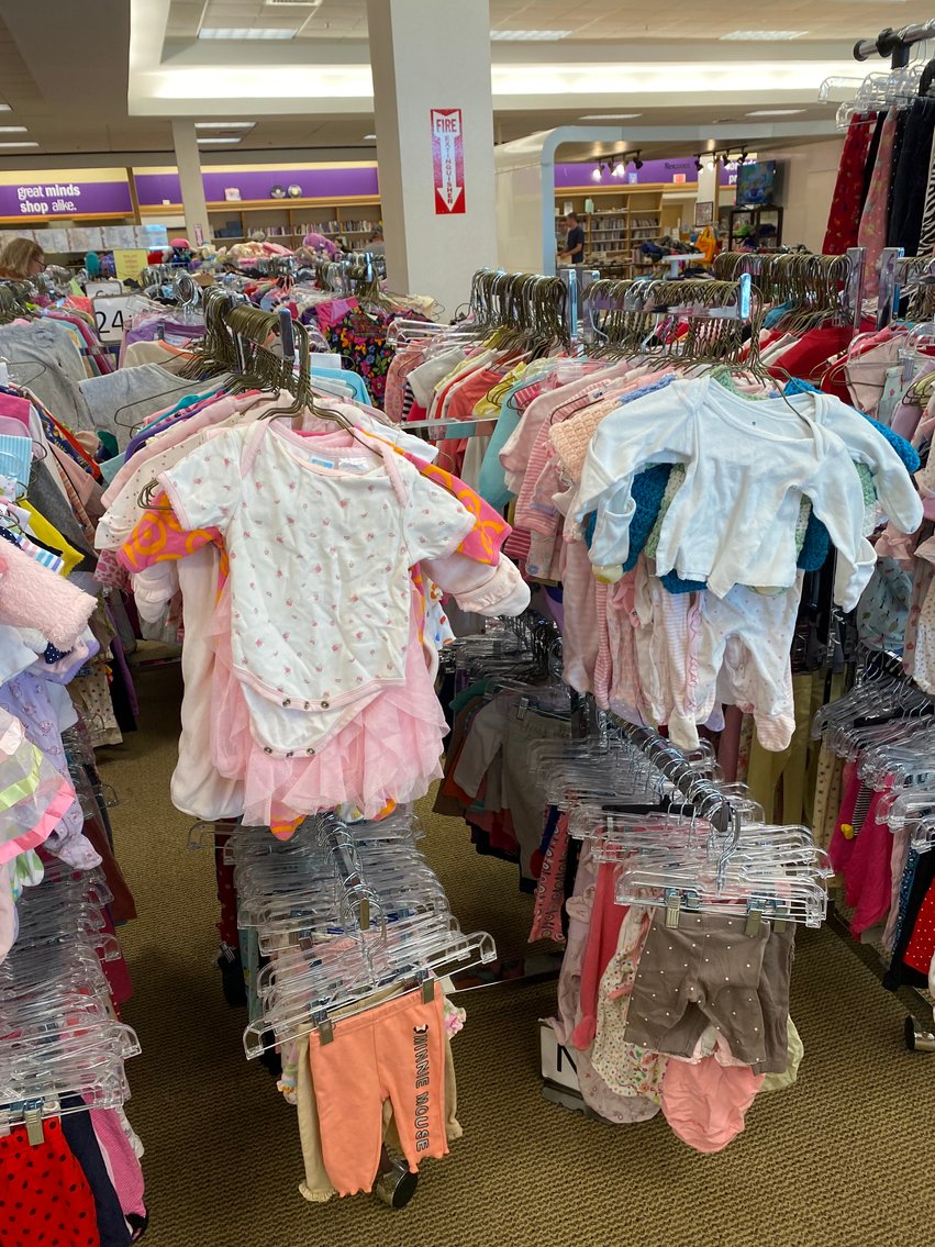 Image for Mama's House of Thrift Moving Auction!