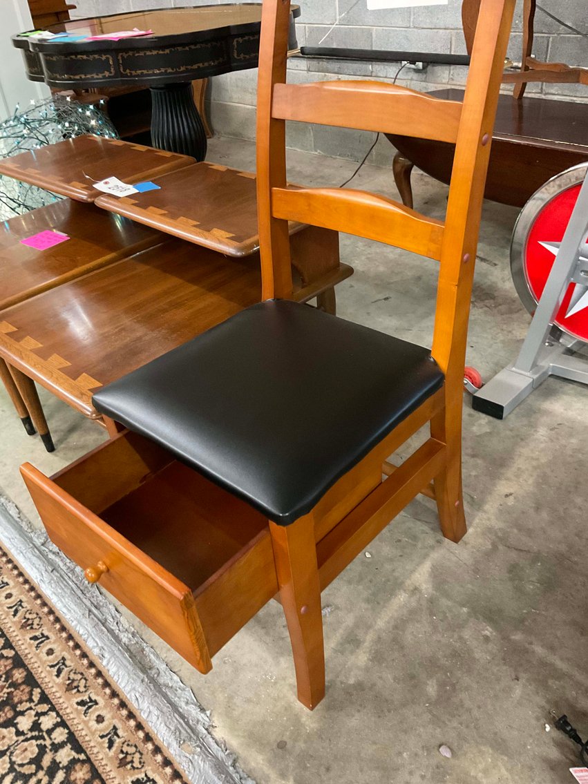 Image for New and Nearly New Thrift Shop Retirement Auction Events