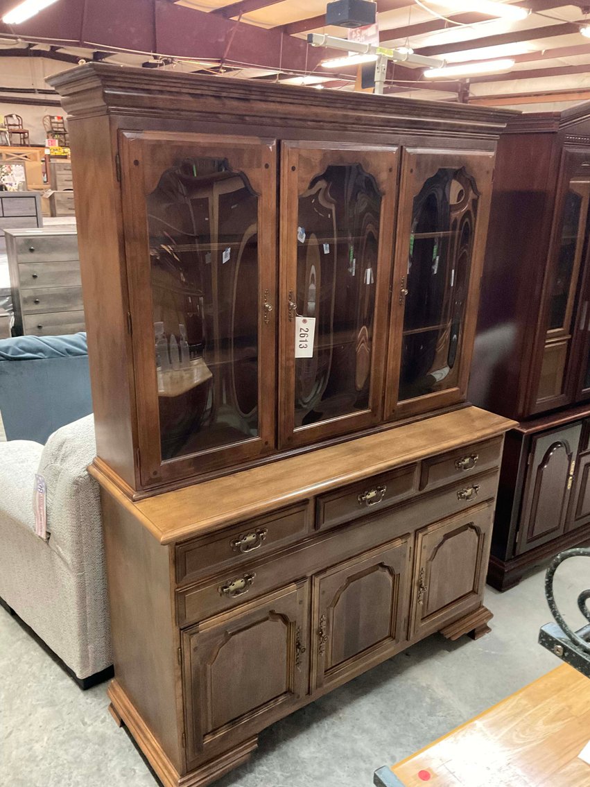 Image for New and Nearly New Thrift Shop Retirement Auction Events - LIVE AUCTION