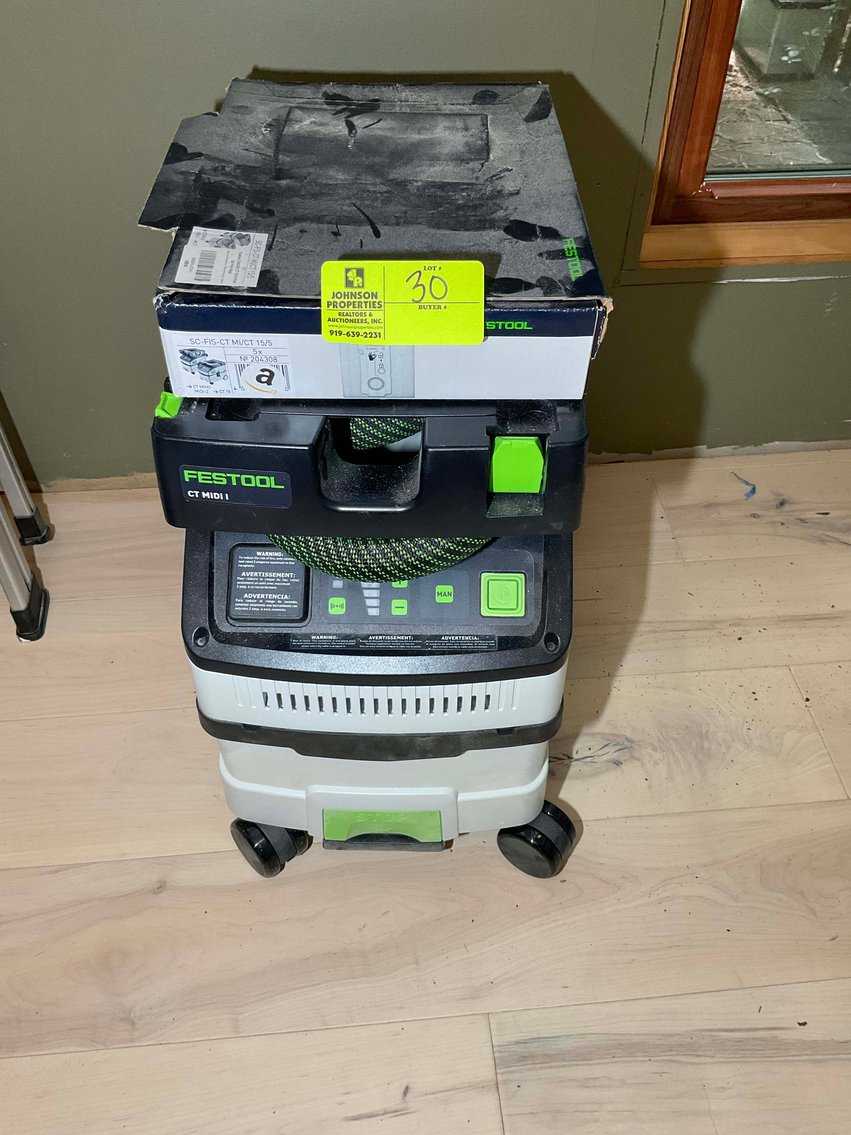 Image for Owners Relocating Personal Property Auction