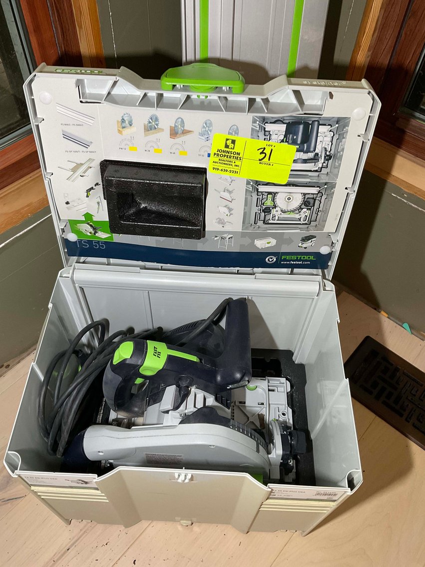 Image for Owners Relocating Personal Property Auction