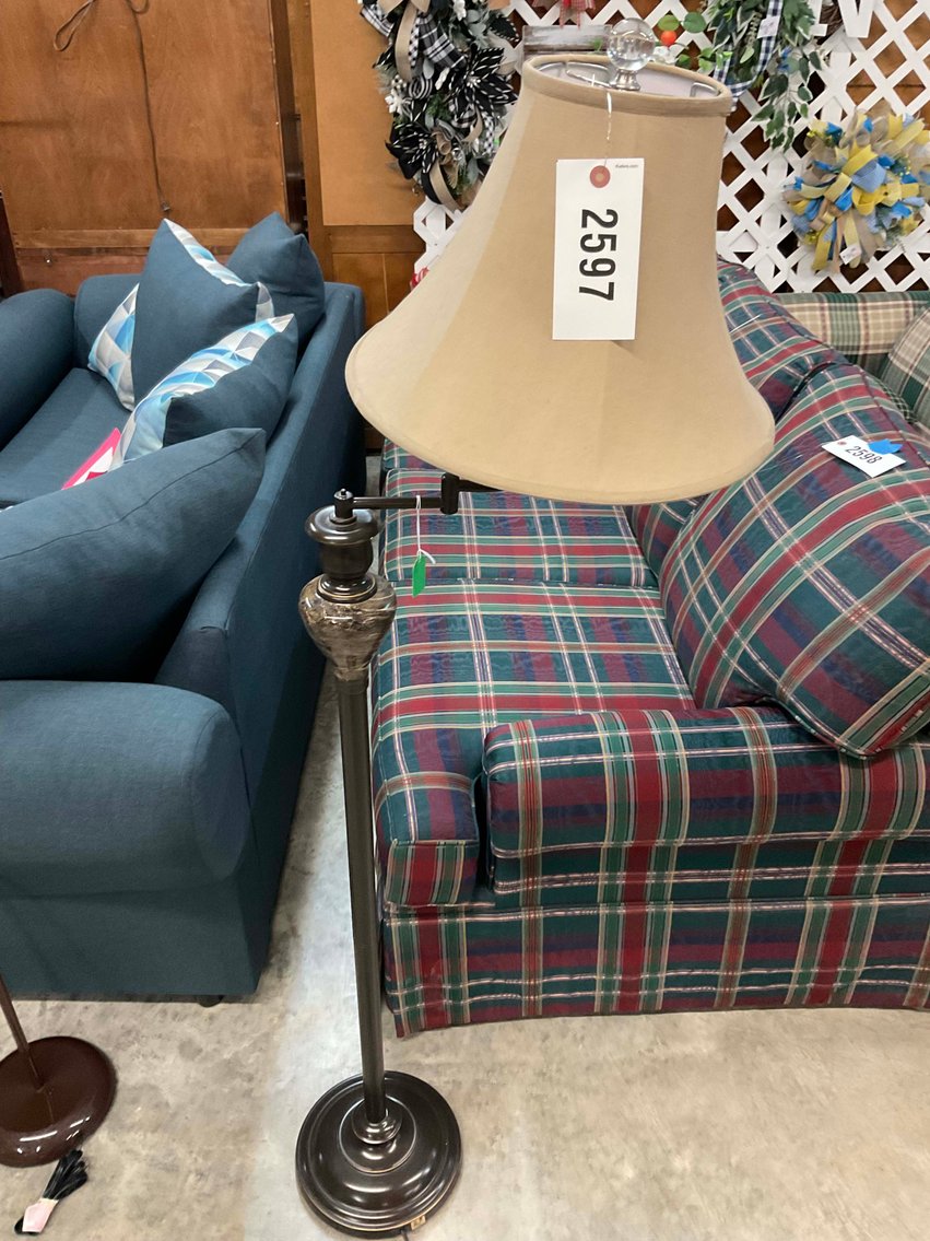 Image for New and Nearly New Thrift Shop Retirement Auction Events - LIVE AUCTION