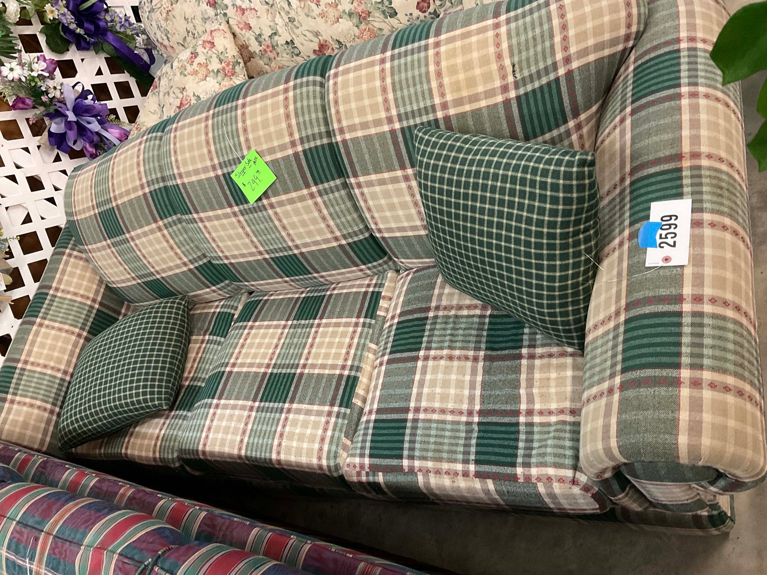 Image for New and Nearly New Thrift Shop Retirement Auction Events - LIVE AUCTION