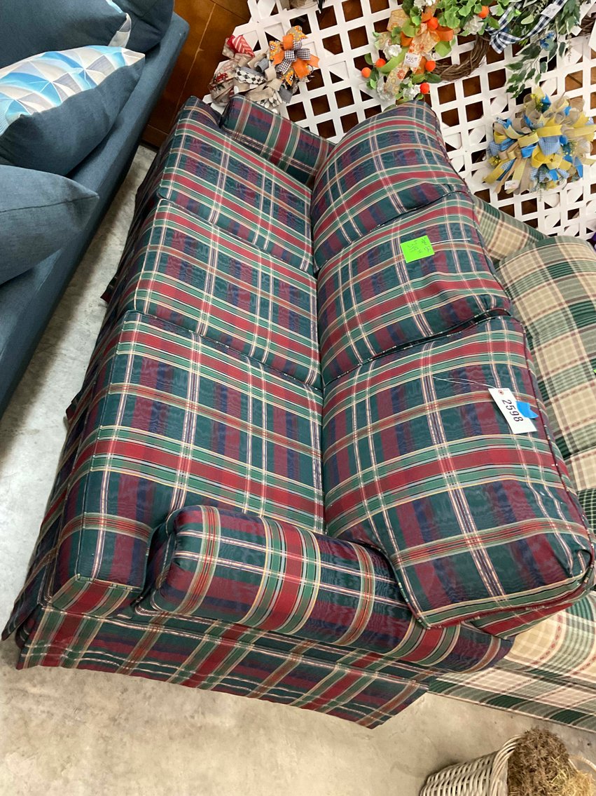 Image for New and Nearly New Thrift Shop Retirement Auction Events - LIVE AUCTION