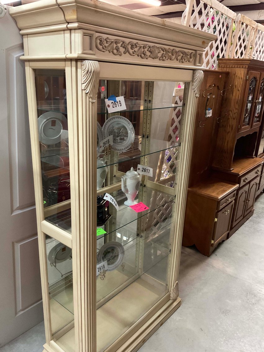 Image for New and Nearly New Thrift Shop Retirement Auction Events - LIVE AUCTION