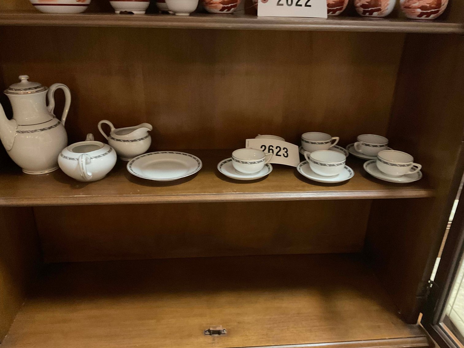 Image for New and Nearly New Thrift Shop Retirement Auction Events - LIVE AUCTION