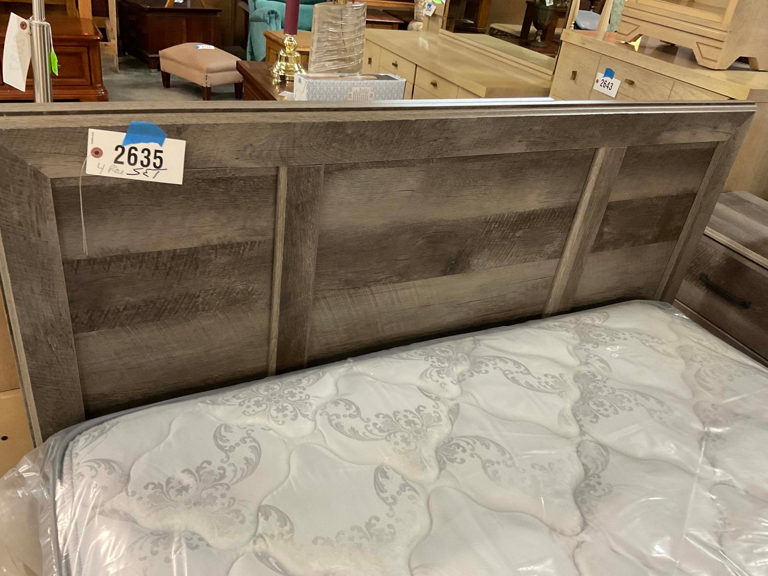 Image for New and Nearly New Thrift Shop Retirement Auction Events - LIVE AUCTION