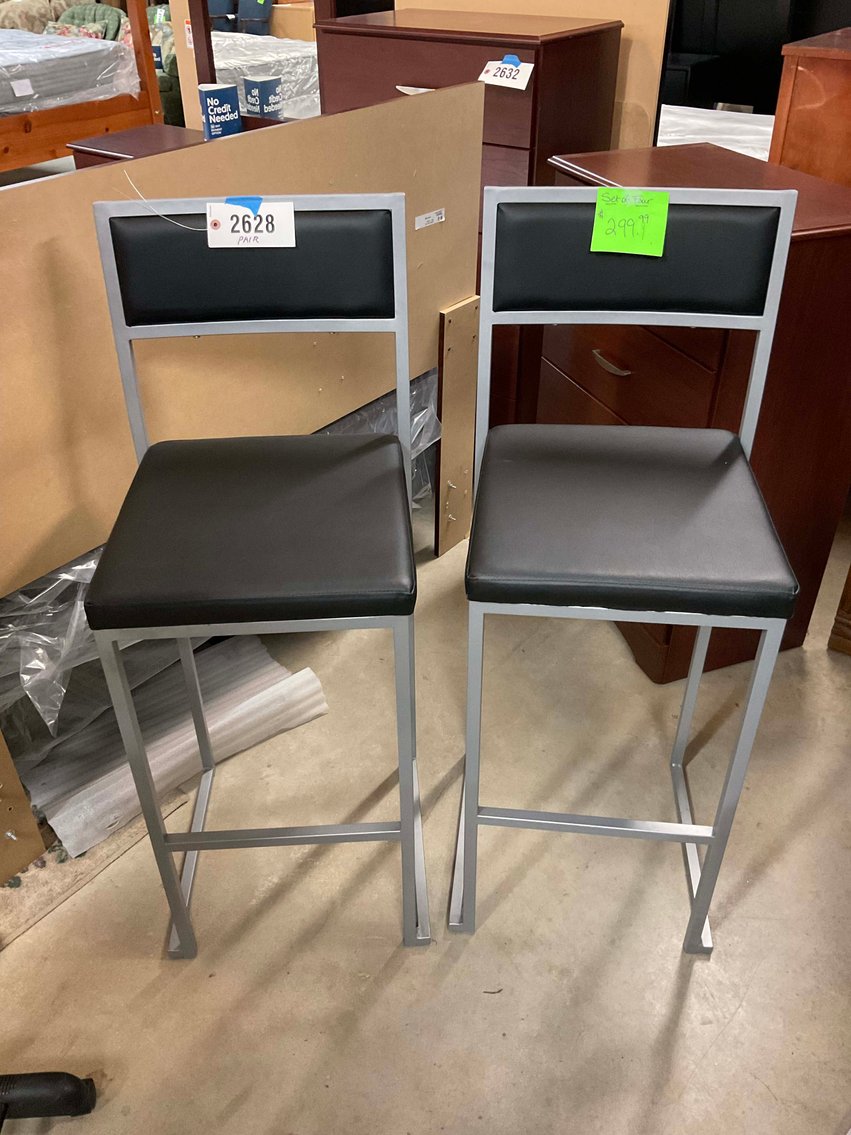 Image for New and Nearly New Thrift Shop Retirement Auction Events - LIVE AUCTION