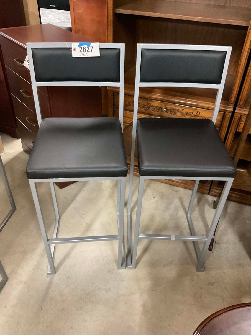 Image for New and Nearly New Thrift Shop Retirement Auction Events - LIVE AUCTION