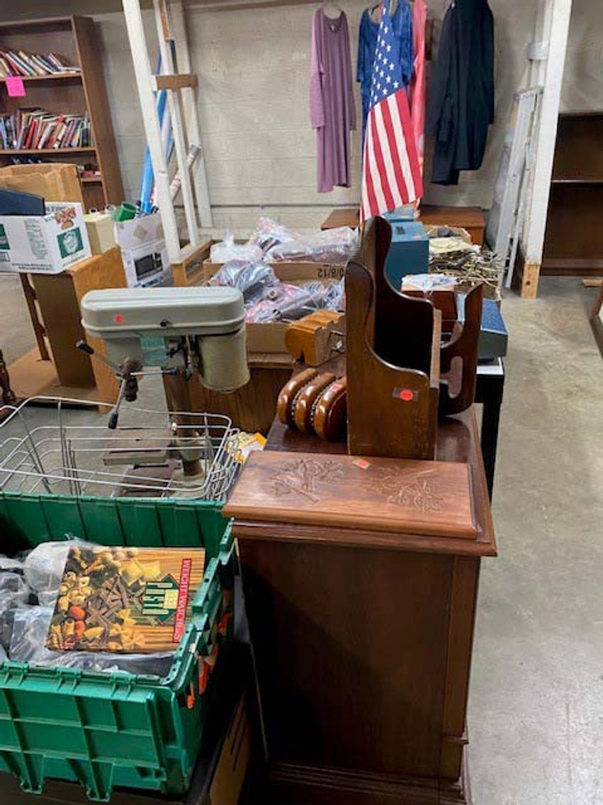 Image for Round 2: New and Nearly New Thrift Shop Retirement Auction Events - LIVE AUCTION