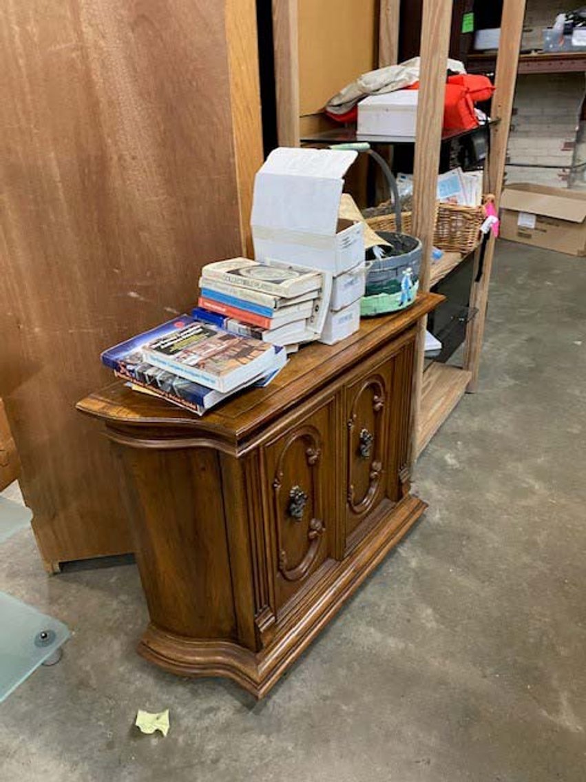 Image for Round 2: New and Nearly New Thrift Shop Retirement Auction Events - LIVE AUCTION