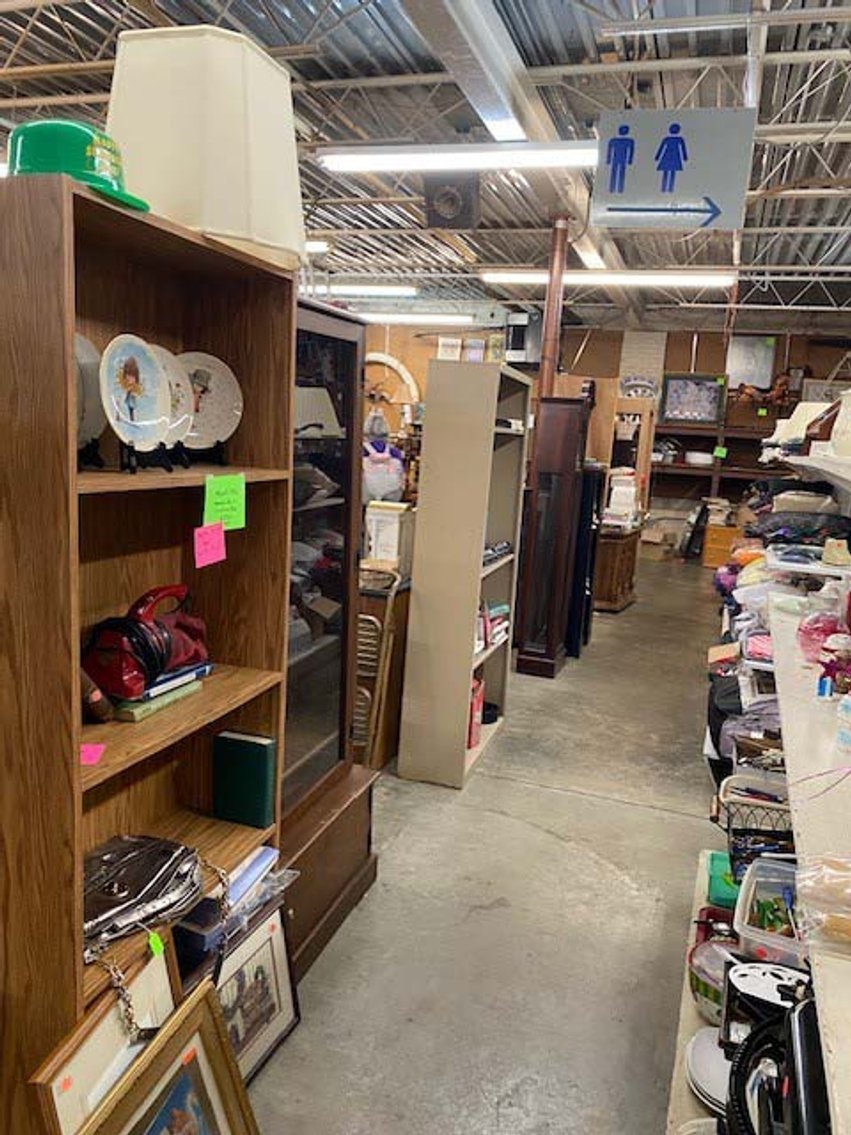 Image for Round 2: New and Nearly New Thrift Shop Retirement Auction Events - LIVE AUCTION
